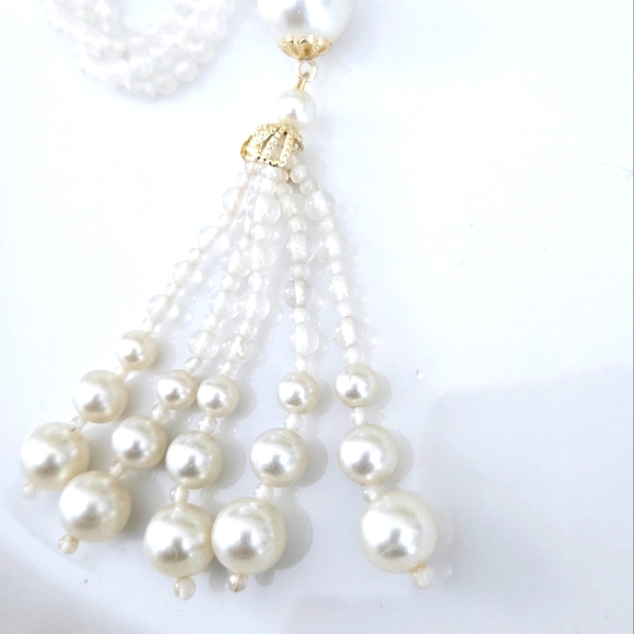 Vintage Faux Pearl Six Strand Goldtone Accents Multi Tassel Necklace - Picture 7 of 9